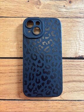 Black Leopard Pattern Phone Case - Compatible iPhone 15